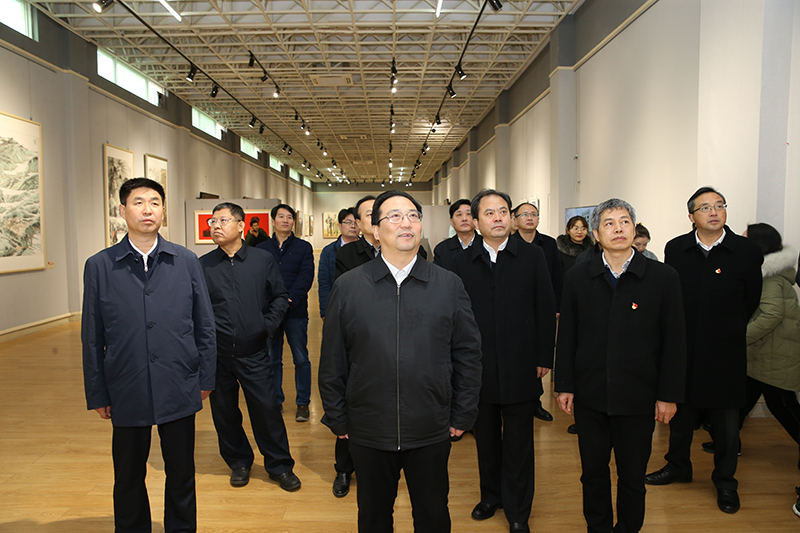 微信图片_20191220145813参观.jpg