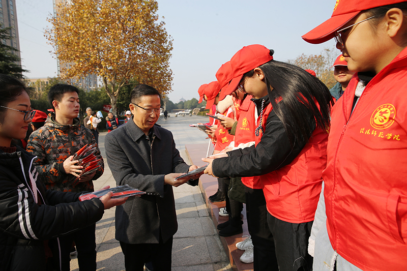 AT8V0021.JPG